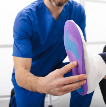 מדרסים לסוכרתיים – איך מגנים על כף הרגל ומונעים פצעים וכיבים